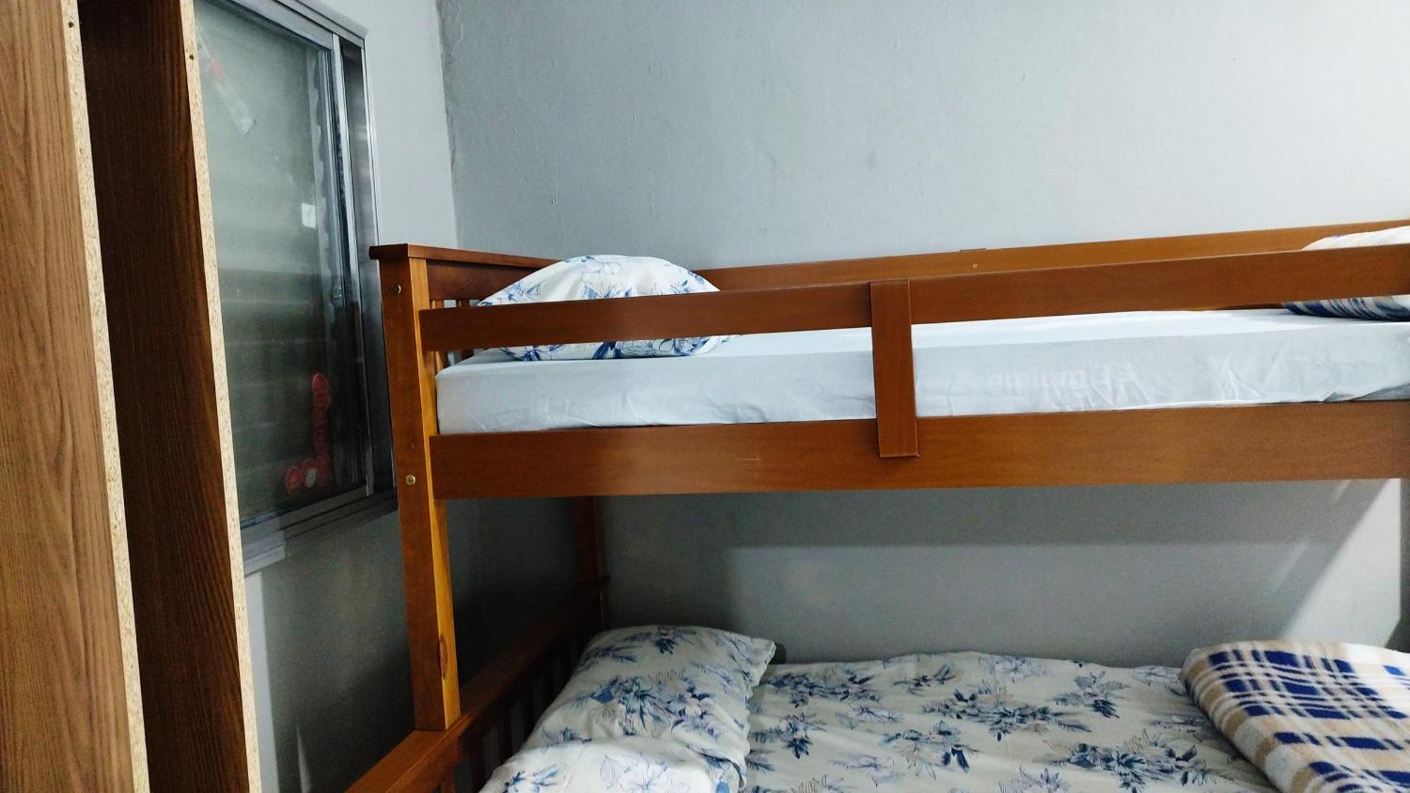 Vitoria Hostel Гуарульос Екстериор снимка